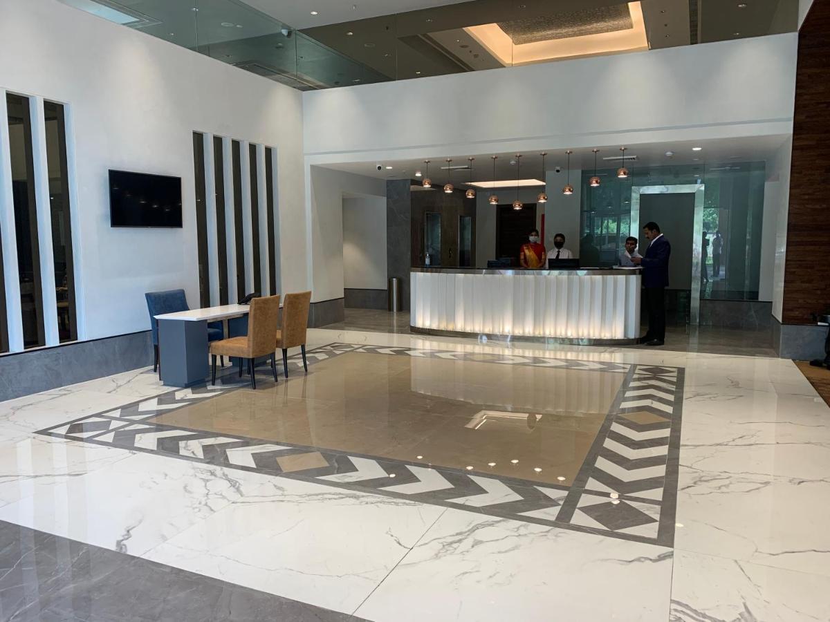 Manjeera Sarovar Premiere Hotel Rājahmundry Eksteriør billede