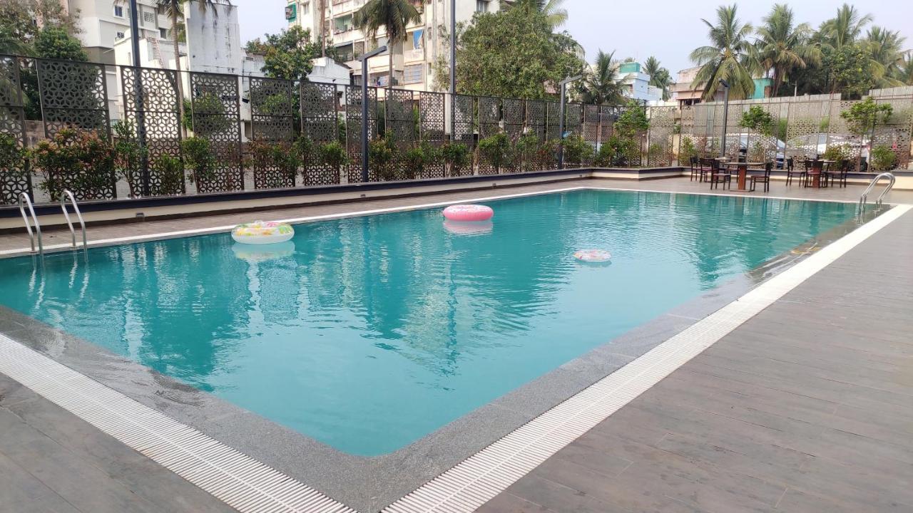 Manjeera Sarovar Premiere Hotel Rājahmundry Eksteriør billede